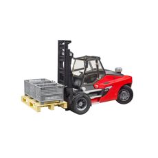 Linde HT160 with pallet and 3 pallet boxes