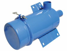 Quality air filter that protects against dirt and improves engine efficiency.