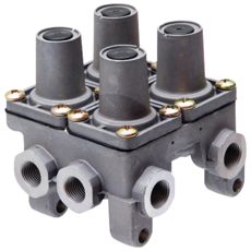 Four-circuit protection valve