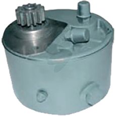 Power steering pump - 527904M93