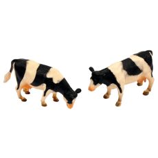Cow standing 1:32 (2)