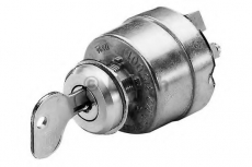 BOSCH glow plug relay E30, ensures reliable starting of diesel engines.