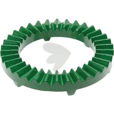 Clutch feed housing drive
