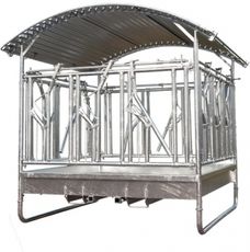 Feed rack with lockable gates