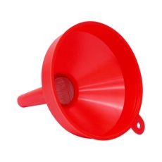 A funnel with a 160 mm sieve that ensures clean and easy liquid delivery.