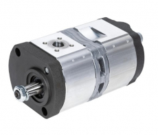 Hydraulic pump double 8+8 Cih 3216613R91, optimal choice for work vehicles.